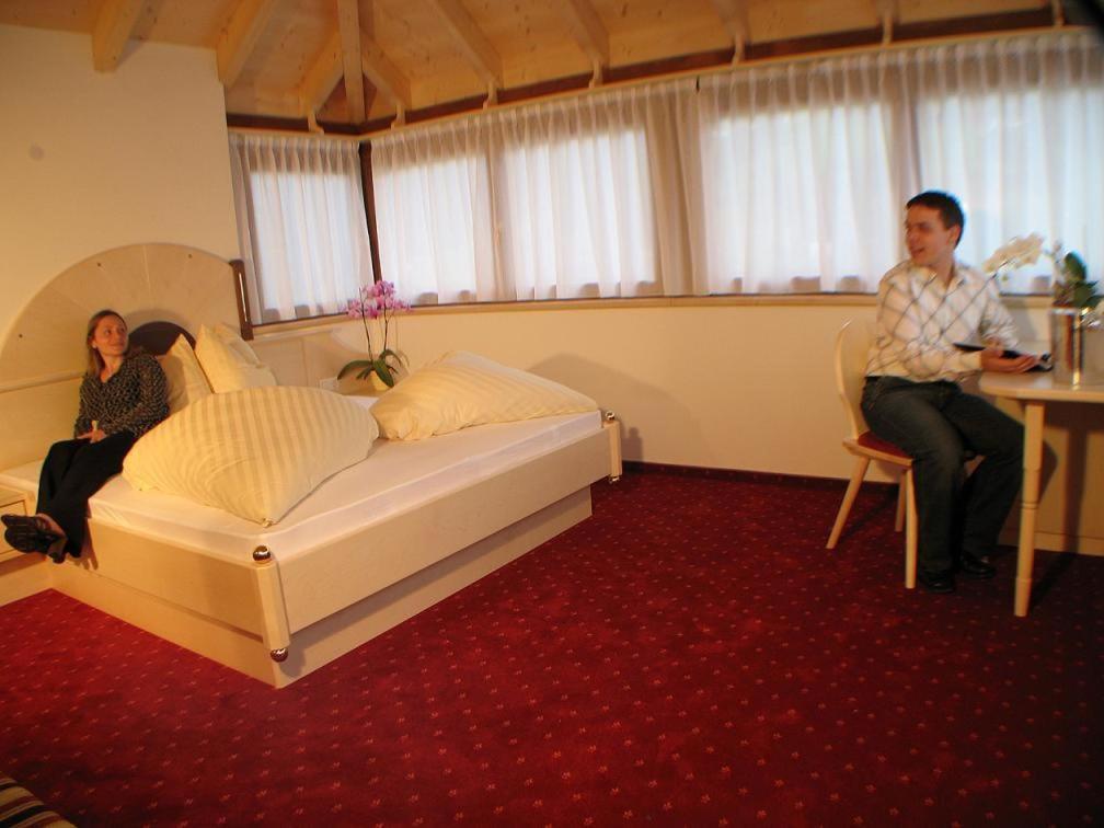 Hotel Laerchenhain San Valentino alla Muta Habitación foto