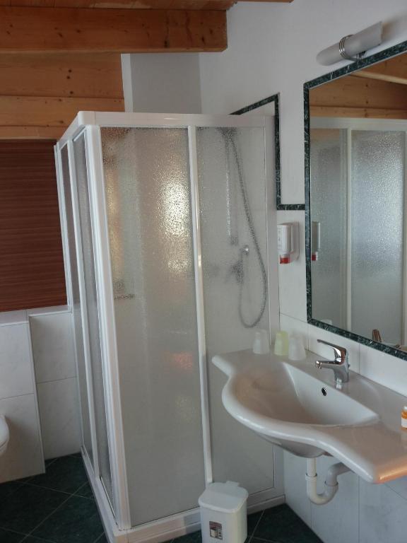 Hotel Laerchenhain San Valentino alla Muta Habitación foto